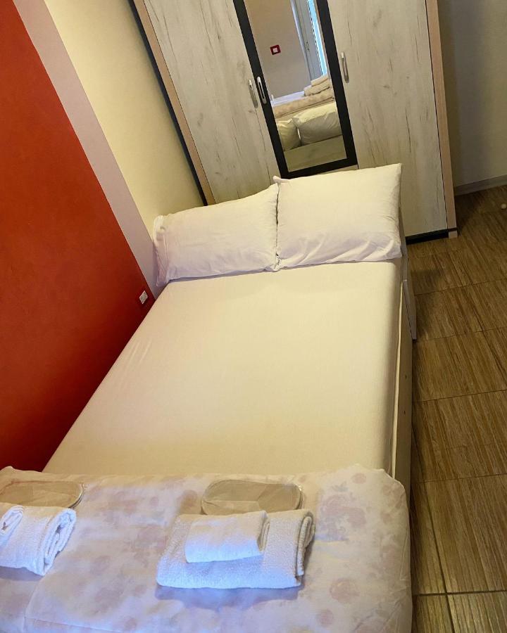 Anthora Hostel Plovdiv Bagian luar foto