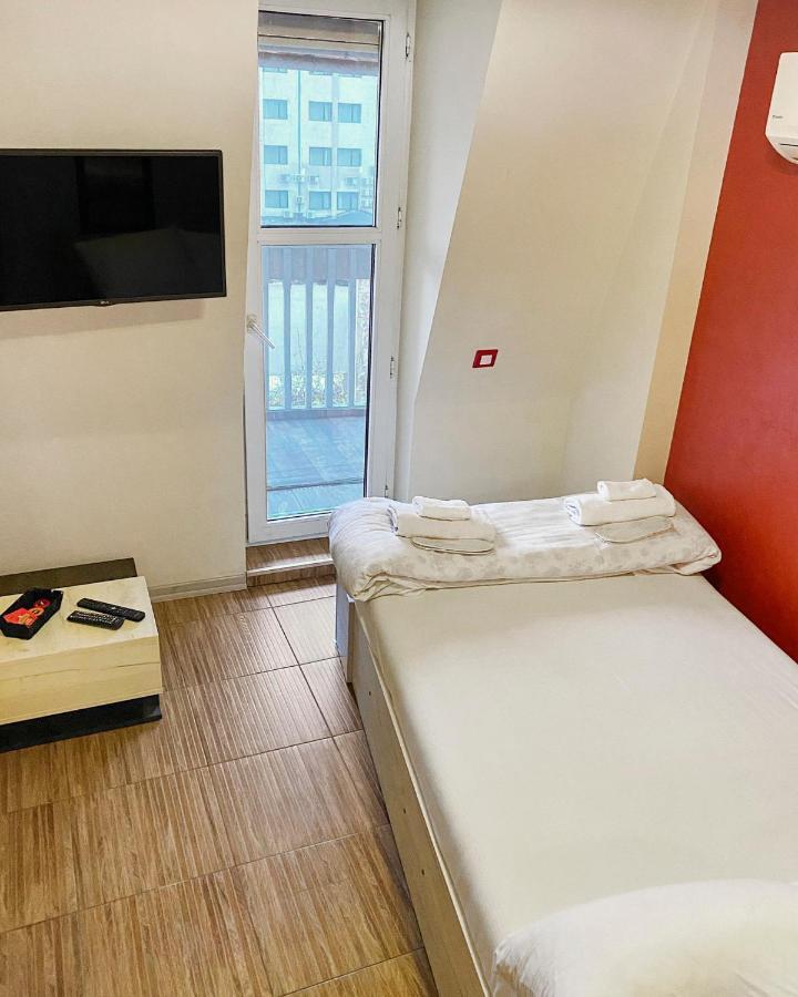Anthora Hostel Plovdiv Bagian luar foto